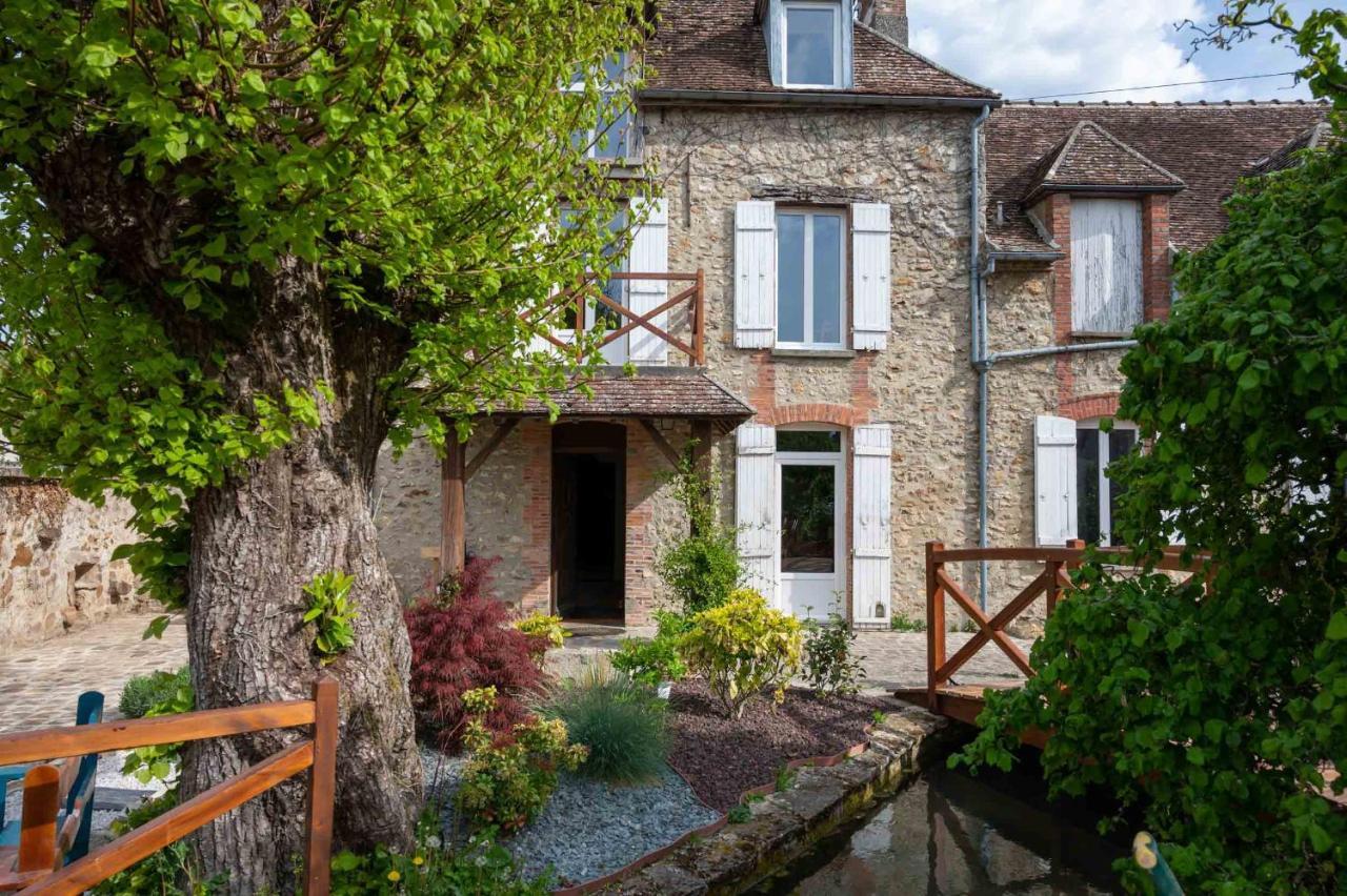 Le Moulin De Cutesson O Dela Du M Bed & Breakfast Villenauxe Exterior photo